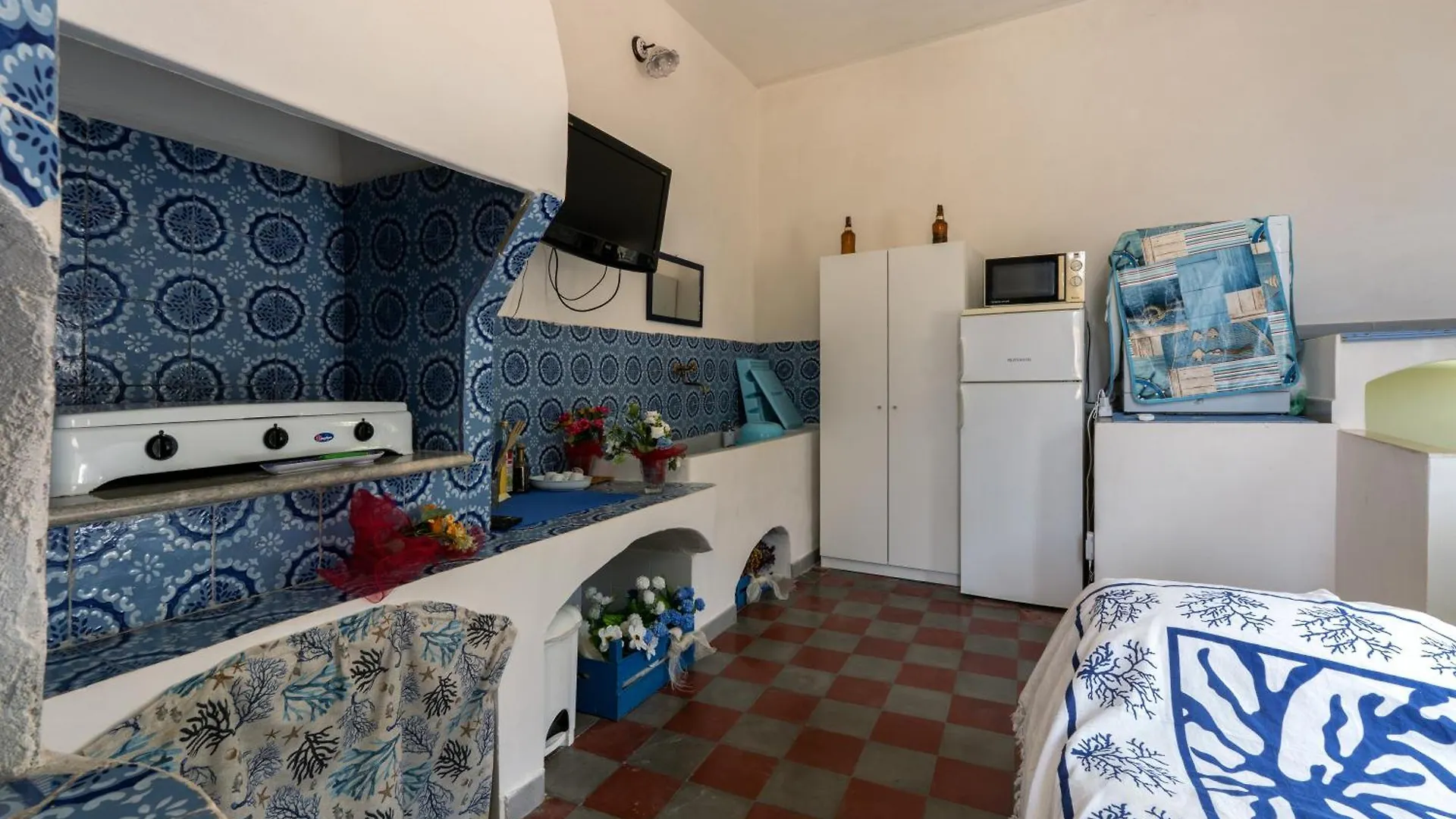 The Twins Rooms In Marettimo 1