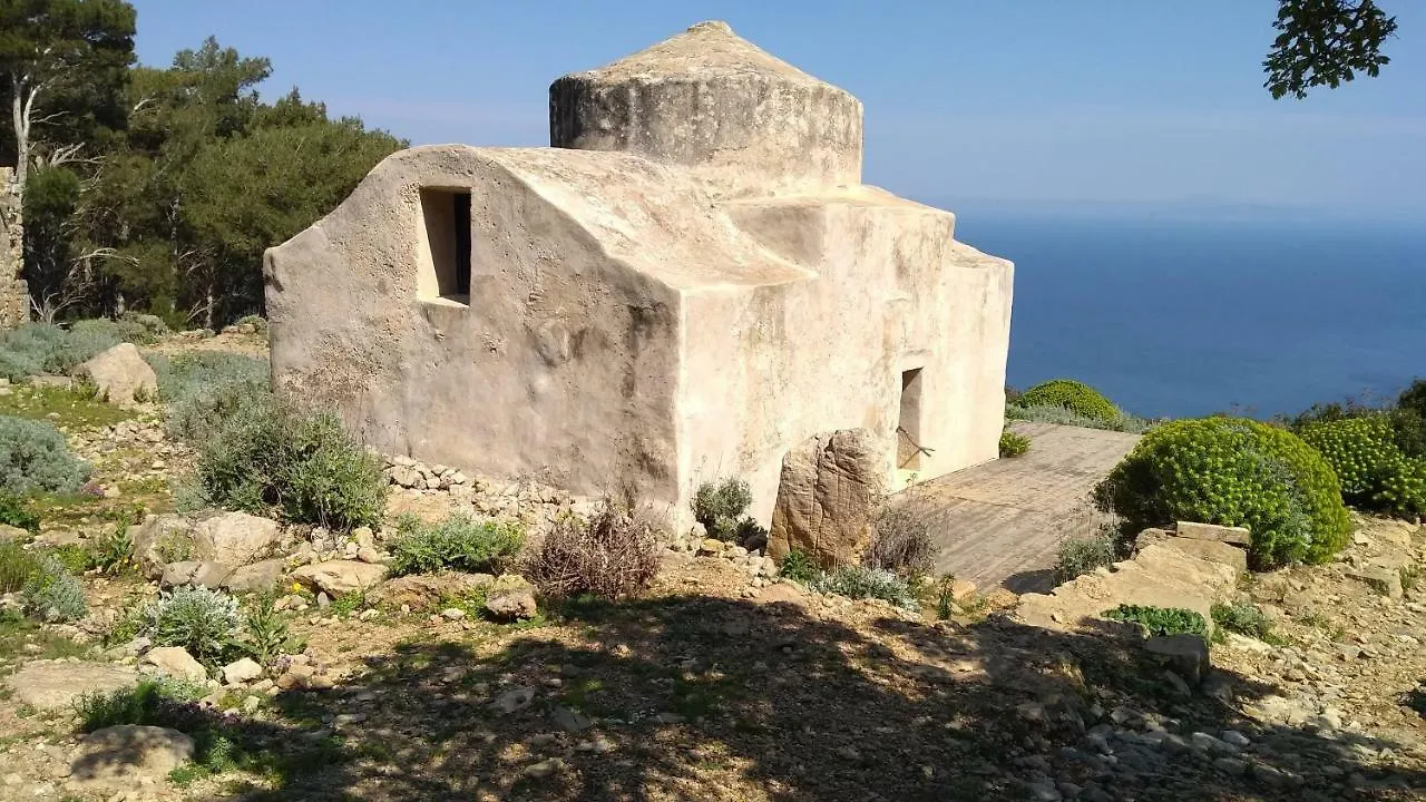 The Twins Rooms In Marettimo 1 Affittacamere