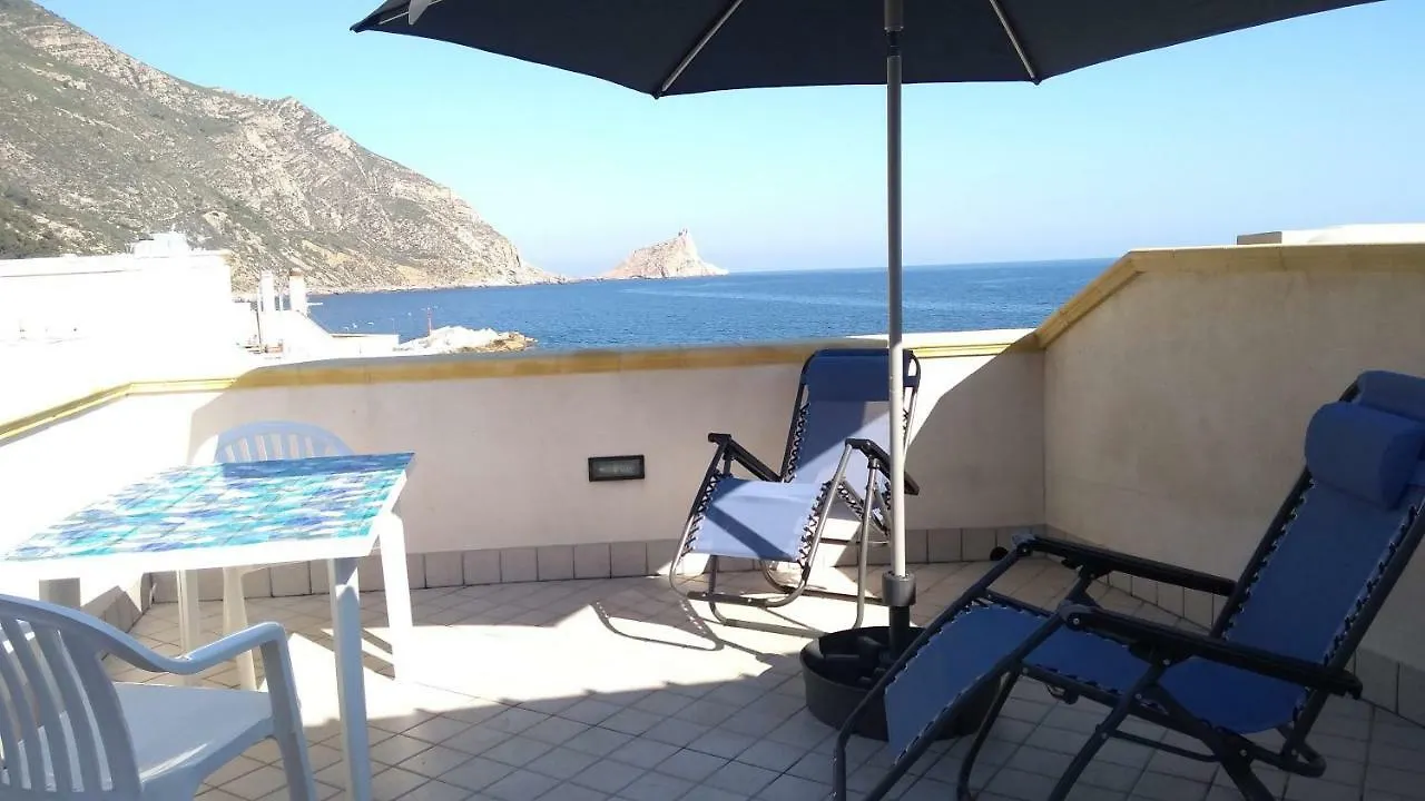 The Twins Rooms In Marettimo 1 0*,  Italie